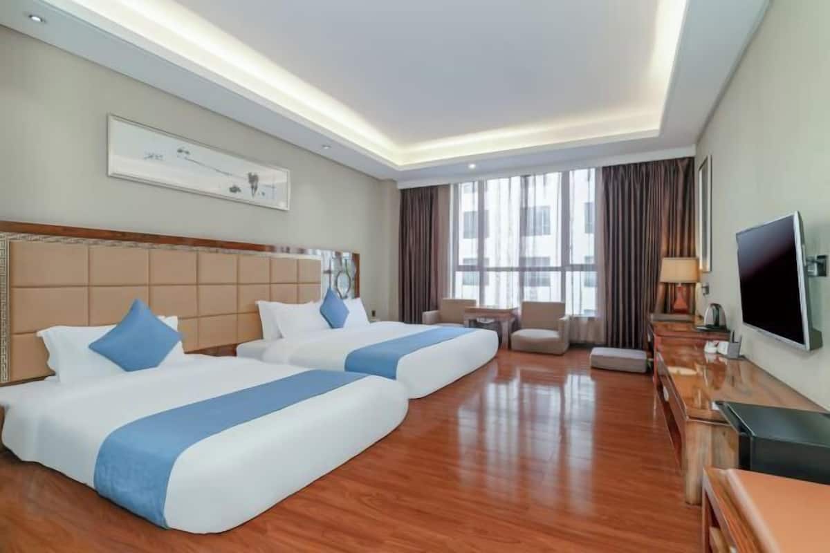 1 bedroom, minibar, in-room safe, blackout curtains