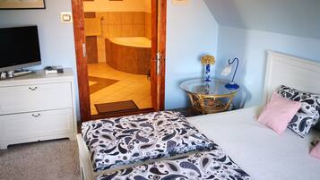 Apartment, 1 Bedroom, Garden View | 1 bedroom