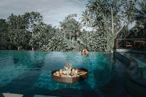 Indoor pool, a heated pool - One Bedroom Pool Villa with Beautiful for Honeymoon Couple (Bali)