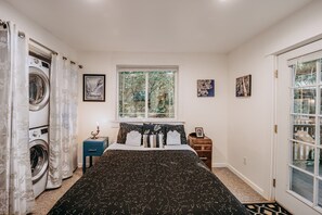 Cabin, 2 Bedrooms, Smoking, Fireplace | Interior