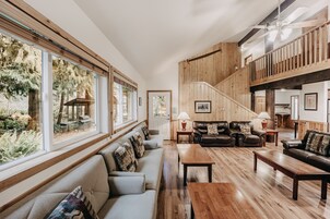 Cabaña, varias habitaciones, fumadores, terraza | Zona de estar