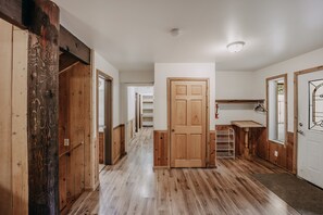 Cabin, Multiple Bedrooms, Smoking, Terrace | Interior