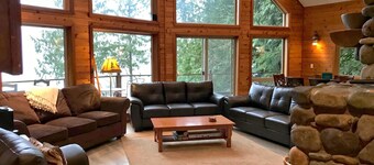 Silver Lake #7 - Unsurpassed Lakefront Views From This Spectacular Pet-friendly