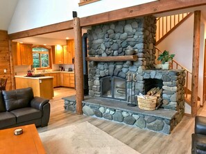 Ferienhütte, 4 Schlafzimmer, Raucher, Kamin | Wohnzimmer