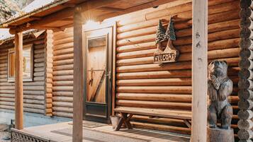 Cabin, 2 Bedrooms, Fireplace | Exterior