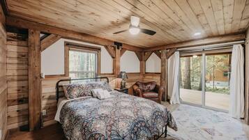 Cabin, 2 Bedrooms, Patio | 2 bedrooms, bed sheets