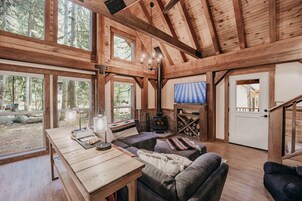 小屋, 2 间卧室, 露台 | 客厅