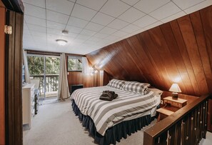 Cabin, 2 Bedrooms, Smoking, Fireplace | 2 bedrooms, WiFi