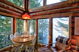Cabin, 2 Bedrooms, Smoking, Fireplace | Dining room