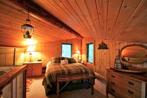 Cabin, 2 Bedrooms, Smoking, Fireplace | 2 bedrooms