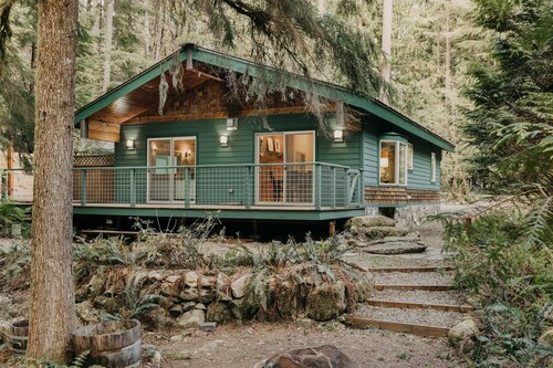 Glacier Springs Cabin 2bedrooms #60 The Family Time Cabin!