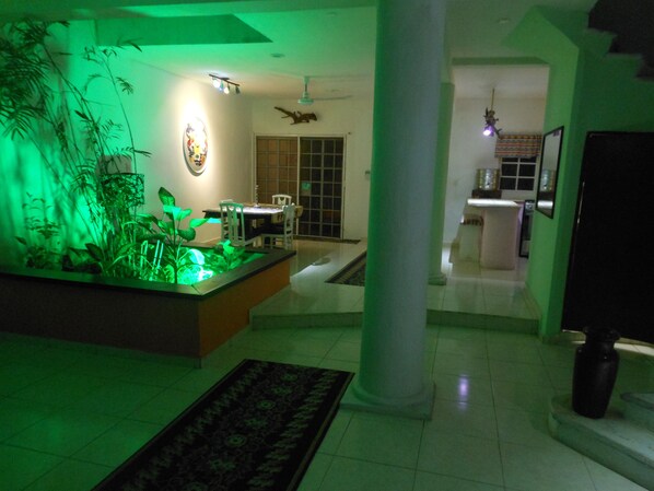 Casa, 2 habitaciones, para fumadores, alberca privada | Baño