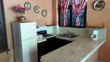 Villa, 2 habitaciones, para fumadores, balcón | Interior