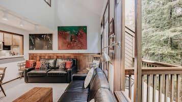 ์ํํธ, ์นจ์ค 2๊ฐ, ๋ฐ์ฝ๋, ์ฐ ์ ๋ง | ๊ฑฐ์ค