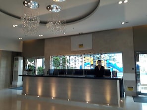Condo, 1 Bedroom, City View | Lobby