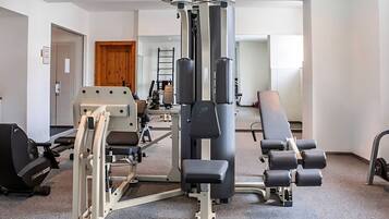 Apartment, 4 Schlafzimmer, barrierefrei, eigener Pool | Fitnessstudio