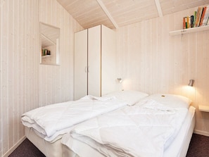 6 bedrooms
