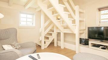 House | Living room | DVD player, MP3 dock