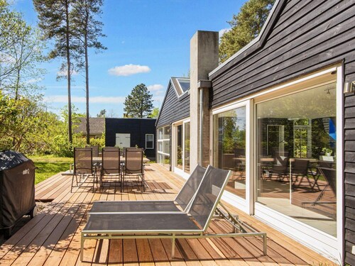 8 Person Holiday Home in Glesborg-by Traum