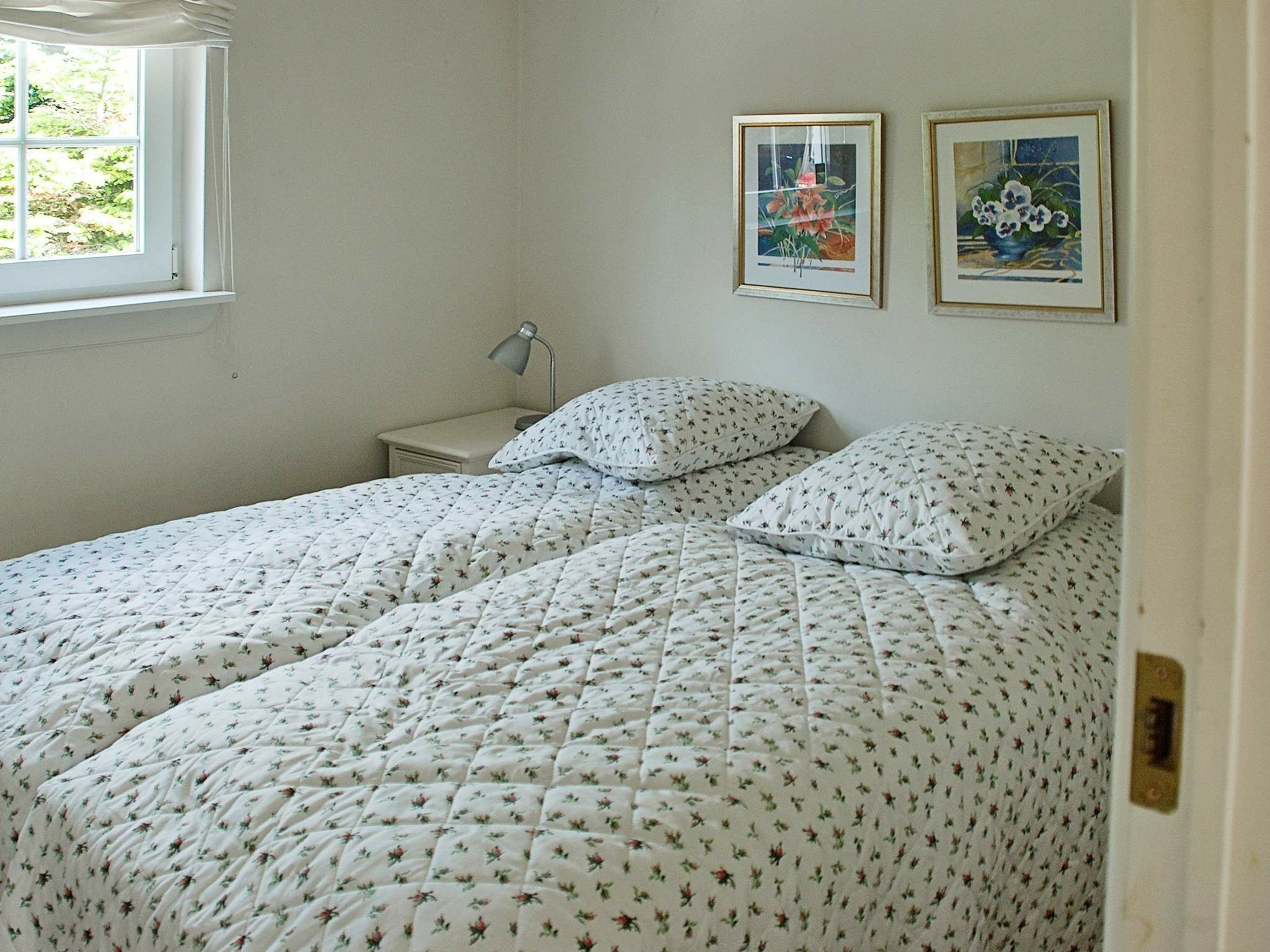 3 bedrooms, cribs/infant beds