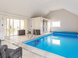Hus | Pool