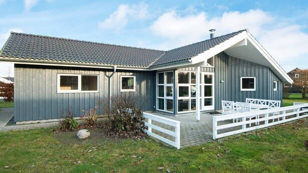 Exterior - Peaceful Holiday Home in Glesborg Denmark With Sauna (Glesborg)