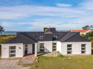 House | Exterior - Luxury Pool Retreat in Ebeltoft - By Traum Ferienwohnungen (Ebeltoft)