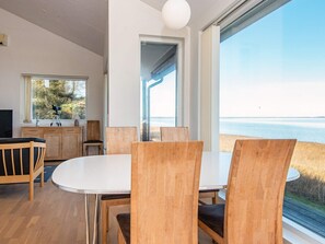 House | Dining - 4 Star Holiday Home in Harboore (Harboore)