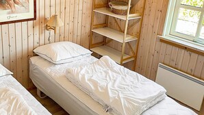 2 Schlafzimmer, Babybetten