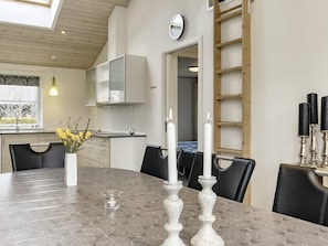 House | Dining
