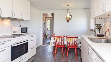 House | Private kitchen | Highchair