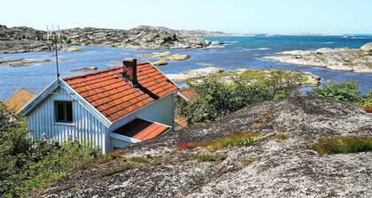 4 Person Holiday Home in Klövedal