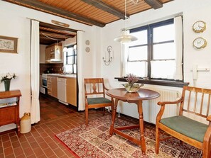 Dining - Lovely Holiday Home in Skagen near Beach (Skagen)