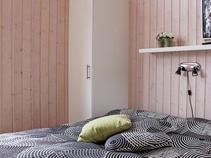 4 bedrooms