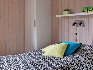 4 bedrooms