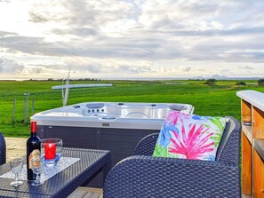 House | Spa treatment - Holiday Home in Laukvik (Hadsel)