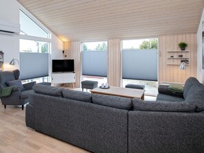 Living area - 6 Person Holiday Home in Vaeggerlose (Vaeggerlose)