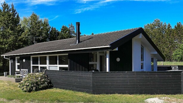 Exterior - Cozy Holiday Home in Jerup With Indoor Whirlpool (Jerup)