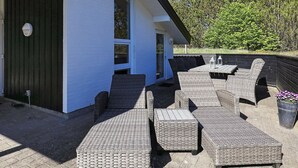 Balcony - Cozy Holiday Home in Jerup With Indoor Whirlpool (Jerup)