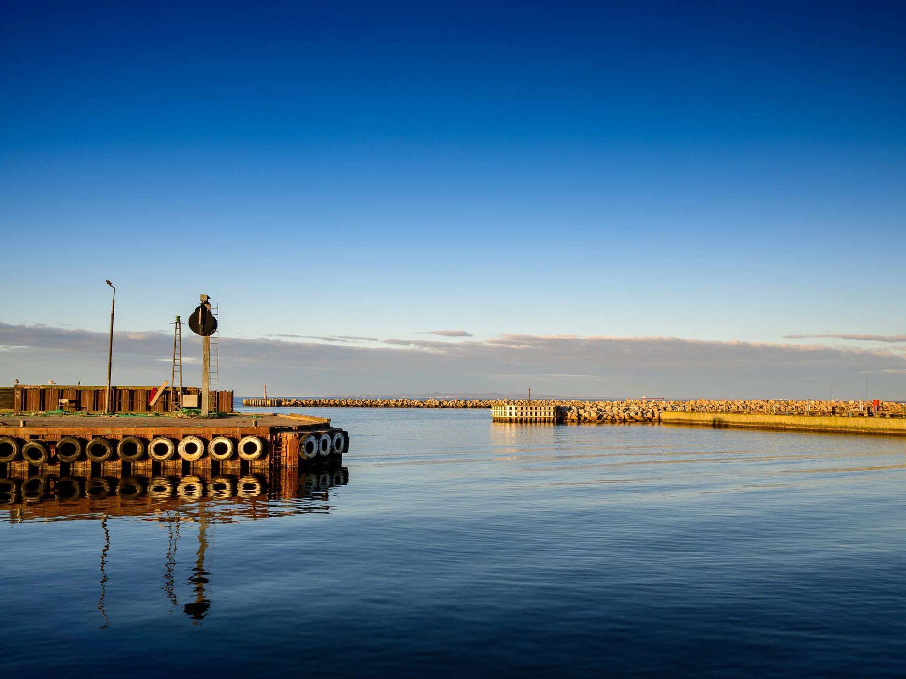 House | Water view