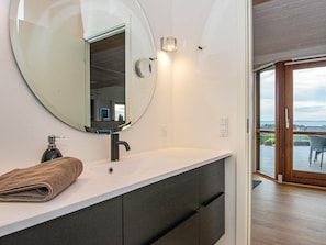 House | Interior - 6 Person Holiday Home in Ronde (Ronde)