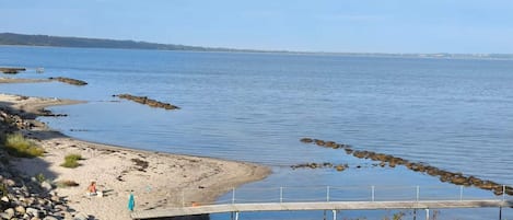 House | Water view
