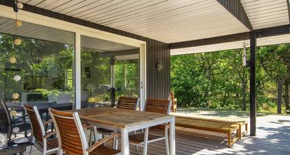 5 Person Holiday Home in Glesborg-by Traum