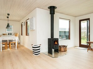 House | Dining