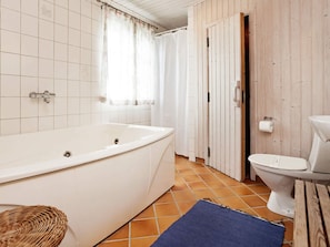House | Spa treatment