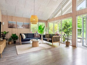 Interior - 5 Star Holiday Home in Henne (Henne)