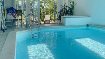 Ferienhaus | Pool | Innenpool, Außenpool