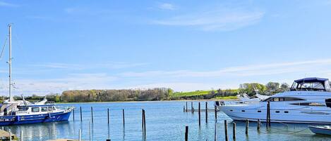 Hus | Udsigt over vandet