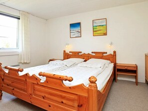 3 Schlafzimmer, Babybetten