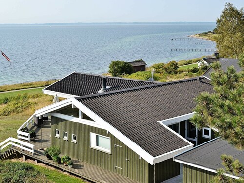 Gorgeous Seaside Holiday Home in Faaborg